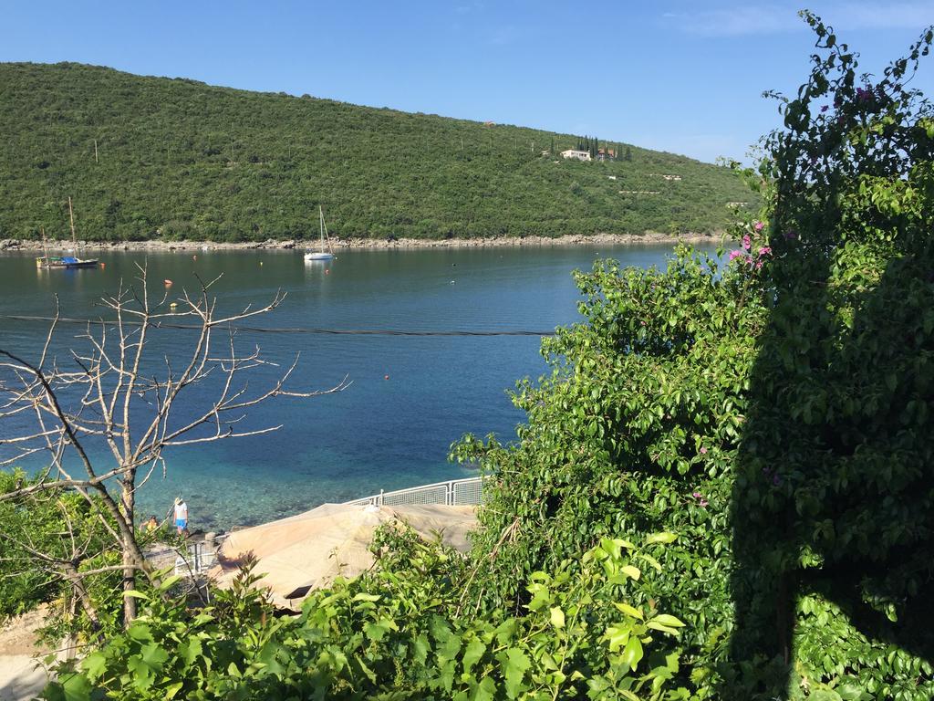 비고보 Waterfront Townhouse Sunset View With Garage 아파트 외부 사진